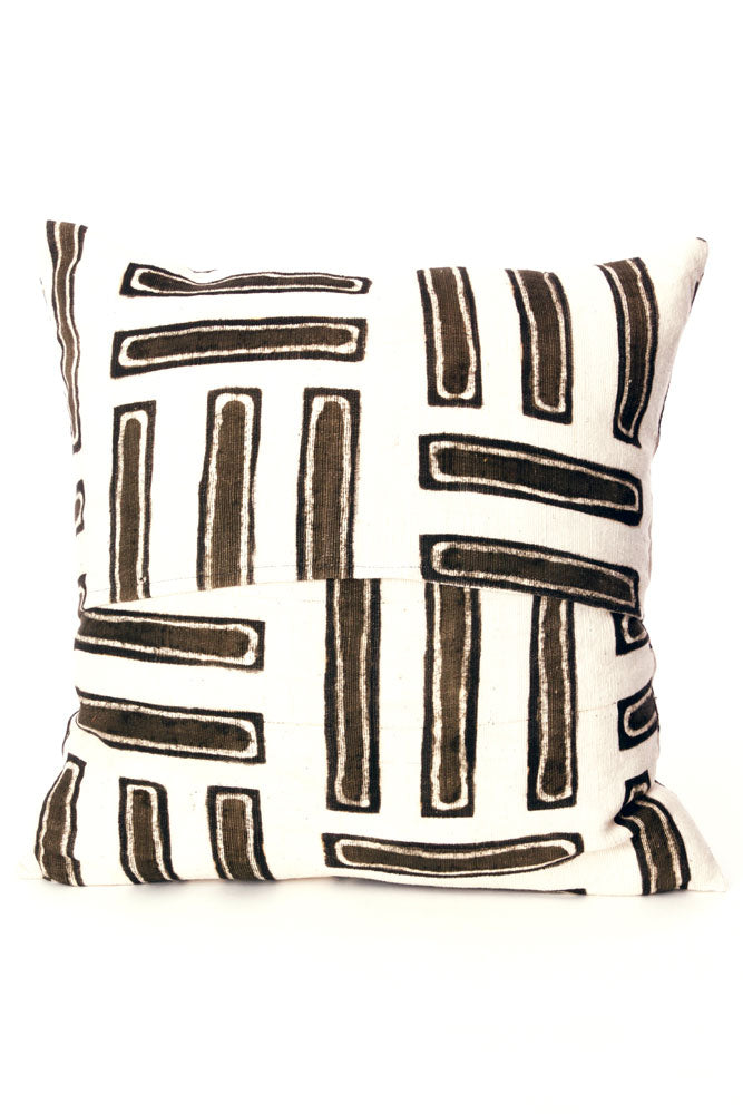 Malian Très Print Decorative Pillow with Optional Insert