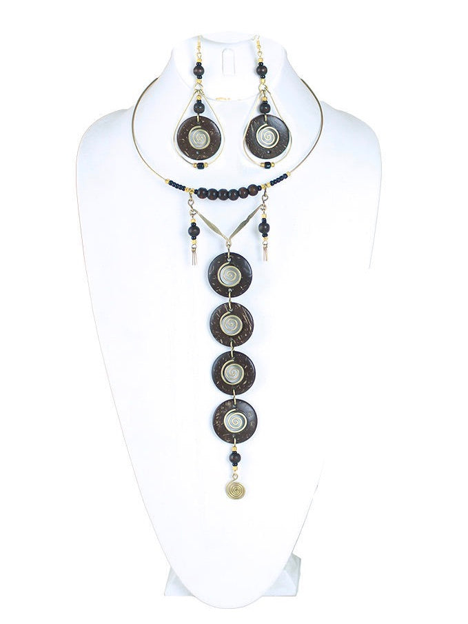 Royal Queen Bead & Brass Choker Set