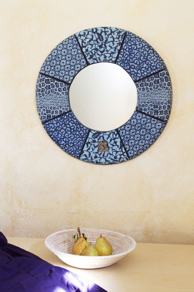 24" Round Bibire Wax Cloth Mirror