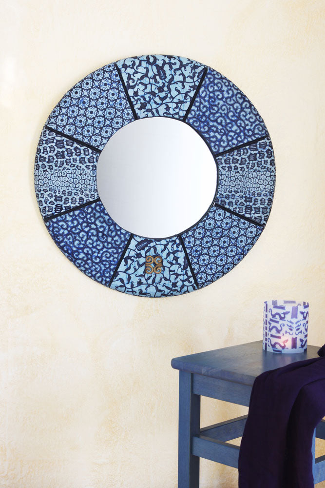 24" Round Bibire Wax Cloth Mirror